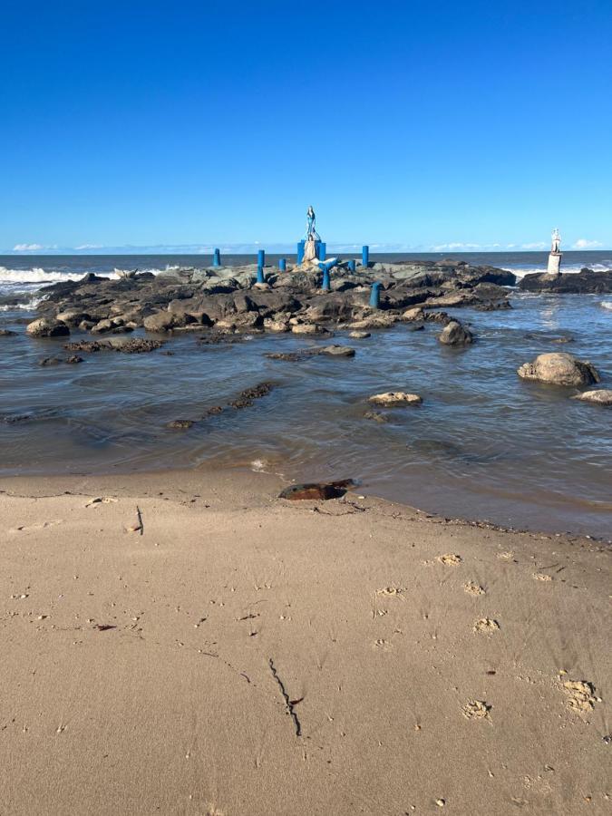 Dos Gnomos Paraiso Mistico Pe Na Areia *