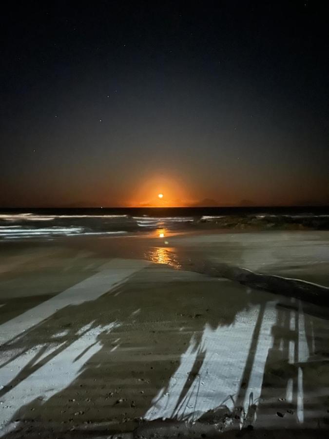 Dos Gnomos Paraiso Mistico Pe Na Areia Campsite *